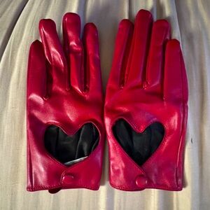 Faux Leather Heart Gloves
